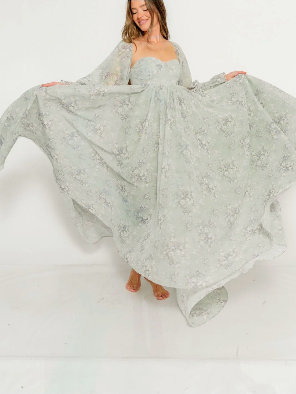 Worth Collective Delilah Maxi Dress with Train - Picture 6 of 8